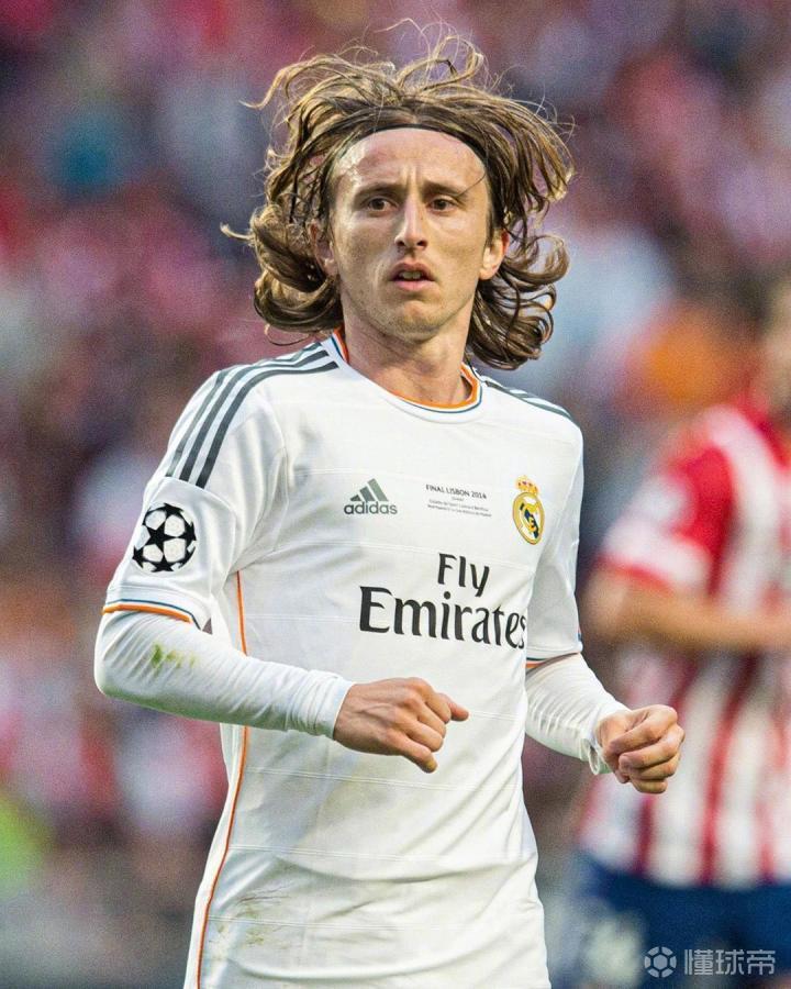 杰克逊在采访中谈到他年轻时朋友们总叫他内马尔：