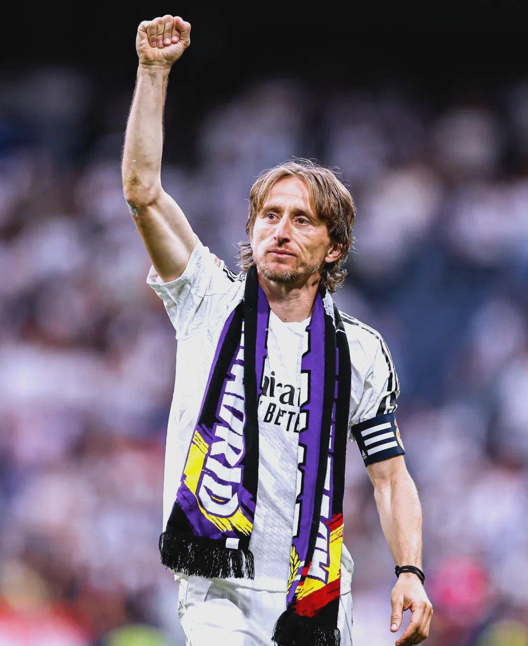 德泽尔比：我没和国米接触过；路易斯-恩里克需要信任