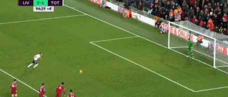 WTT总决赛：首个单打8强诞生！男乒名将一轮游，林昀儒4-2开门红