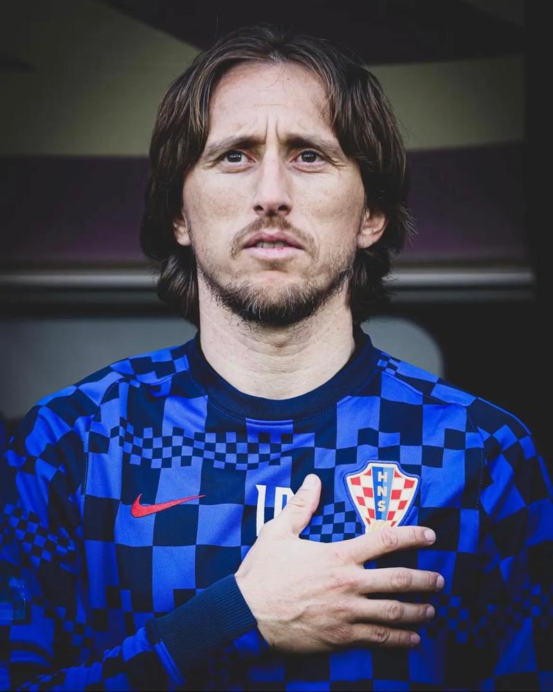 记者：国安厨师将退休，俱乐部将为其举办特殊的“退役”仪式