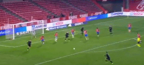 穆勒：越接近决赛看球的人越多，在数万球迷面前踢球令我兴奋